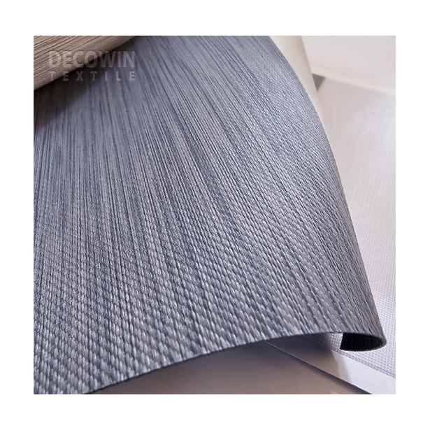 สีเทาเข้ม