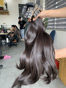 Extensions de cheveux naturels vietnamiens à clipser ou à coller, qualité d'organisateur humain, cuticules alignées, lisses comme des baguettes, couleur naturelle, trame tissée à la machine - Product Image 3