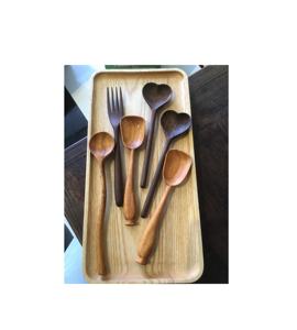 Cuchara de madera Herramienta de cocina de madera de bambú duradera para revolver mezclar y servir alimentos Vietnam - Product Image 1