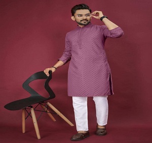 Kurta de seda suave para hombre con bordado de Lucknow, ropa étnica tradicional adecuada para bodas, festivales y celebraciones nocturnas. - Product Image 5