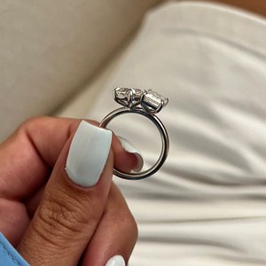 Anillo de diamantes cultivados en laboratorio con corte esmeralda y pera de 4 quilates Toi et Moi, anillo de dos piedras, certificado por IGI - Product Image 6