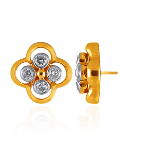 Pendientes Minimalistas de Diamantes con Cuatro Puntas en Forma de Pétalo, Oro Amarillo de 18K, Diamantes Cultivados en Laboratorio, Joyería Fina - Product Image 4