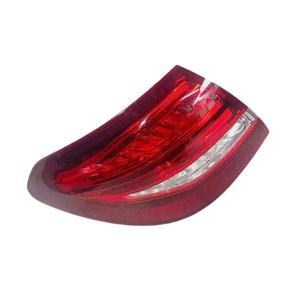 Feux arrière LED d'origine pour <span class=keywords><strong>Mercedes</strong></span>-Benz <span class=keywords><strong>Classe</strong></span> <span class=keywords><strong>C</strong></span> W205 LCI C180, C200, C260, C300, C43 AMG <span class=keywords><strong>2021</strong></span> 2020 2019 - Product Image 5