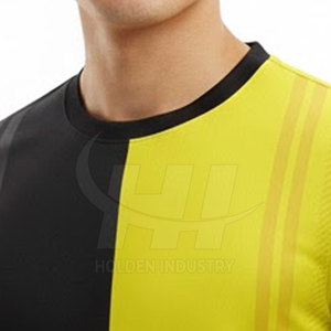 Nouveau maillot de foot style classique, maillot de foot à séchage rapide, en vente en ligne - Product Image 5