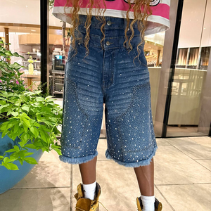 Shorts en jean cargo pour homme, style streetwear personnalisé, à franges et strass, double taille, longueur genou - Product Image 1