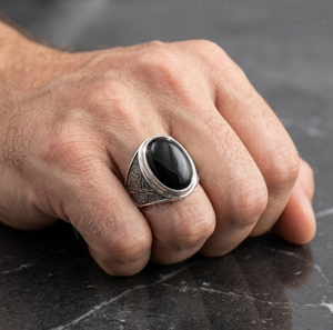 Anillo de Sello para Hombre de Plata de Ley 925 con Ónix Negro de 12x16mm, Engaste de Bisel Ovalado, Diseño de Planta, Clásico para Uso Diario - Product Image 4
