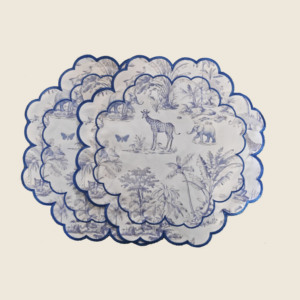 Mantel Individual Redondo y Servilletas de Lujo Bordados a Mano, 100% Lino Ecológico, Negros, para Mesa de Comedor en Casa o Avión - Product Image 4