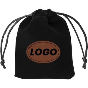 2025 personnalisé Tan ovale en cuir Patch cordon sacs-cadeaux 50 pièces Logo nom sur velours pochettes de rangement 6X8 pouces - Product Image 1