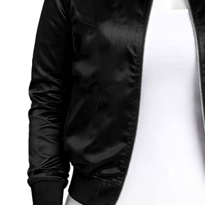 Veste en satin noire personnalisée pour femme avec logo grec brodé, séchage rapide, style sororité tendance, vente en gros - Product Image 3