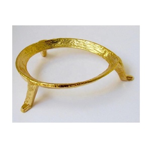 Soporte de huevo en tonos de latón brillante Soporte de exhibición horizontal de latón Excelente para exhibir Soporte de huevo de latón Modernismo Decoración del hogar - Product Image 1