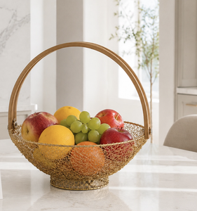 Panier à fruits élégant en fil d'or avec couvercle en dôme, bol de rangement pour fruits en métal décoratif pour comptoir de cuisine, table à manger, décoration de la maison - Product Image 5