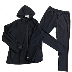 Conjunto de Chaqueta y Pantalones Cortavientos con Capucha Negra para Hombre, de Nailon Personalizado Premium, de Secado Rápido, Estilo Urbano Informal para Primavera - Product Image 1