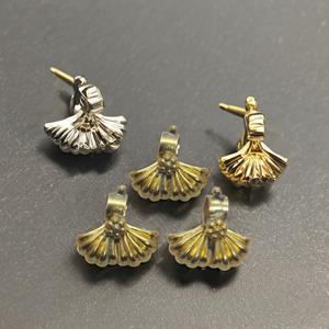 Matrice de découpe de cerceau en acier inoxydable léger et personnalisé de haute qualité pour la fabrication de boucles d'oreilles en or, argent et SAT - Product Image 1