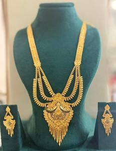 Collier vintage plaqué or de Dubaï pour femme, avec fleurs, diamants, zircons et perles, chaîne en alliage, cadeau idéal pour mariage ou anniversaire - Product Image 2