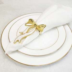แหวนรองผ้าเช็ดปากโลหะสไตล์ร่วมสมัยสำหรับตกแต่งโต๊ะ ที่วางผ้าเช็ดปากตกแต่งระดับพรีเมียมสำหรับงานอีเว้นท์และบ้าน - Product Image 2
