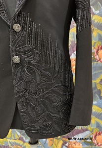 Blazer de smoking noir TR Lachka de luxe pour cérémonies, asymétrique, avec effet d'ombre et perles 3D codées - Product Image 1