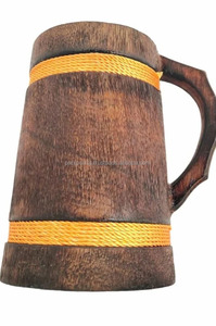 Chope à bière en bois de conception Koi fabriquée à la main fabriquée en Inde pour les occasions de fête Article le plus vendu - Product Image 3