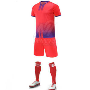 ชุดยูนิฟอร์มทีมฟุตบอลมืออาชีพ ปรับแต่งได้เต็มรูปแบบ เสื้อฟุตบอลและกางเกงกีฬา - Product Image 3