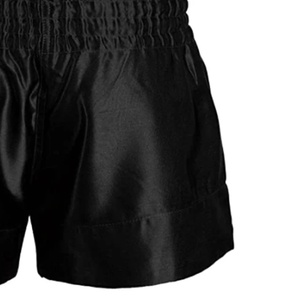Shorts de Muay Thai en satin noir de qualité supérieure - Short de kickboxing à taille haute élastique - Équipement d'entraînement professionnel pour MMA et boxe - Product Image 3