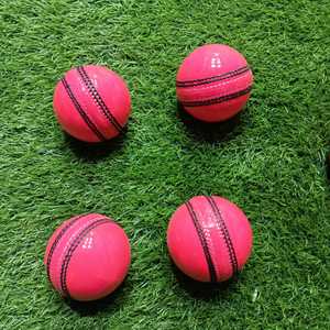Pelotas de críquet de cuero rosa cosidas a mano con logotipo personalizado, 2 piezas, pelotas de críquet de cuero de alta calidad, pelotas de críquet de alta calidad - Product Image 5