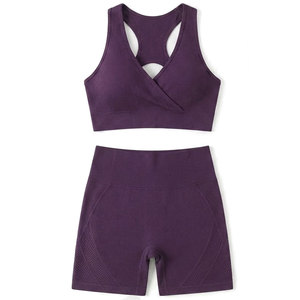 Ensemble de sport 2 pièces pour femmes actives, haut et short de yoga, tenue extensible et respirante pour la salle de sport, l'exercice, la remise en forme et la course à pied - Product Image 1