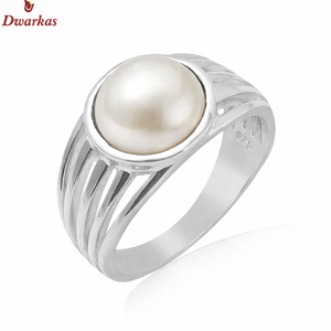 Elegante y atemporal, este anillo está hecho de plata de ley 925 y presenta una hermosa piedra natural de Lapislázuli. - Product Image 4