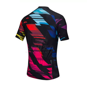 Ensemble de vêtements de cyclisme pour hommes sur mesure, de qualité supérieure, en tissu Spandex/Polyester léger, respirant et durable - Product Image 4