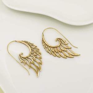 Boucles d'oreilles créoles en laiton plaqué or, style bohème, tendance, cadeau pour femme, bijoux par Sunil Jain - Product Image 4
