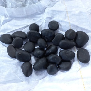 Wholesale Polished Black Polymer Coated Natural <b>Stone</b> Shiny Pebbles Waterproof for Garden Landscaping and <b>Paving</b> - Product Image 6