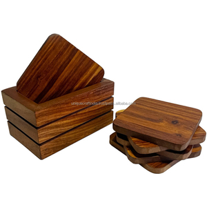 Ensemble de sous-verres en bois de manguier avec incrustation en chevron, décoration de table moderne artisanale, style classique, 4 sous-verres, motif noir et blanc - Product Image 4