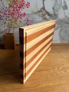 Eco Living Wooden Chopping Blocks Rectangle 1.5 Cm Thick With Handle Dishwasher Safe Anti Slip Durable Non Toxic Chopping Board - Product Image 3