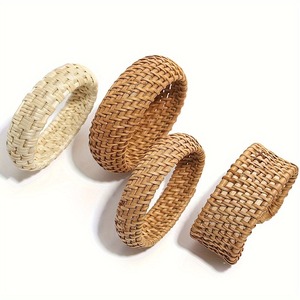 Pulsera bohemia esencial de moda para mujer, pulseras de ratán tejidas a mano, brazalete de bajo costo. - Product Image 1