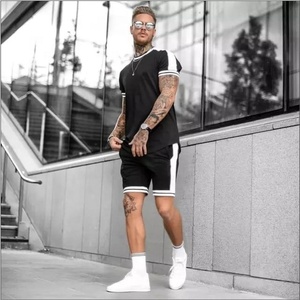 Conjunto Deportivo para Hombre, Estilo Urbano, Cuello Redondo, Manga Corta, Casual, Ligero, Transpirable, Corte Regular - Product Image 4