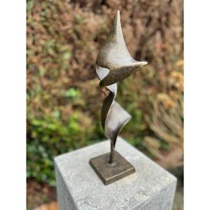 Sculpture en métal finition bronze moderne, décoration de jardin abstraite, œuvre d'art, statue en bronze style vintage, fournitures de jardin - Product Image 2