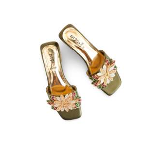Fancy Olive Sports pour Pantoufles FN7945 - Product Image 1