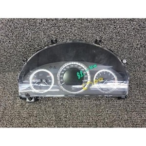 ชุดหน้าปัดมือสองสำหรับรถยนต์ C-class รุ่น 2049004602 - Product Image 1