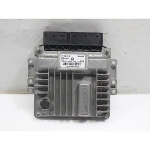 ECUs y Módulos de Computación Usados Korando Sports 6715400132 - Product Image 1