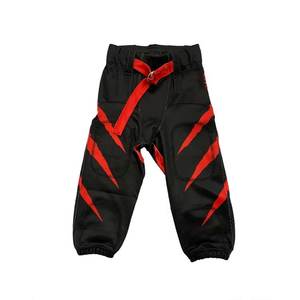Uniforme de football américain personnalisé avec impression par sublimation, manches courtes, super doux et séchage rapide, confort estival, fabriqué au Pakistan - Product Image 2