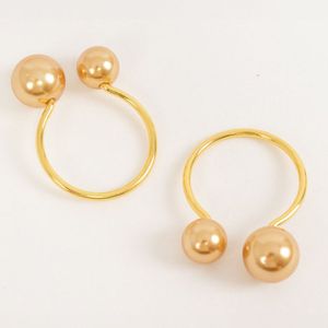 Elegante juego de servilleteros metálicos esenciales para entretenimiento, que añaden clase y brillo a la presentación de cenas formales. - Product Image 3