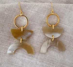 Pendientes Hechos a Mano de Cuerno de Búfalo, Modernos, Ecológicos, de Comercio Justo y Naturales de Alta Calidad para Bodas - Product Image 4