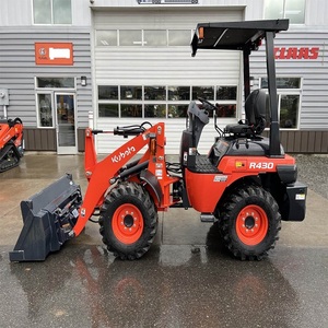 Chargeuse sur pneus Kubota R430 robuste, conception compacte, équipement de manutention pour la construction industrielle, les fermes et les entrepôts - Product Image 4