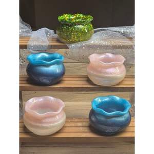 Vase en résine artistique pour la décoration de table et d'étagère Marque RR ENTERPRISES Modèle RR202513072 - Product Image 3