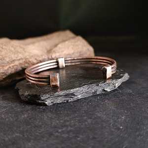 Bracelet manchette artisanal en cuivre pur à 3 fils, en métal massif, filigrane, bijou de guérison antique pour hommes et femmes, OEM - Product Image 3
