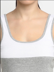 Camiseta sin mangas para mujer con bloques de color, cuello redondo, informal, transpirable, de punto, sin mangas, longitud regular, poliéster - Product Image 2