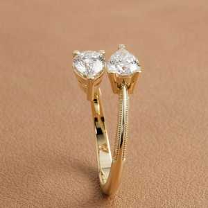 แหวนเพชรทรงลูกแพร์ 1.01 กะรัต ผลิตในห้องปฏิบัติการ สไตล์อาร์ตเดโค โทอิ โมอิ สำหรับผู้หญิง ทองคำแท้ 14K ของขวัญวันเกิดสุดเซอร์ไพรส์สำหรับคนรัก - Product Image 5