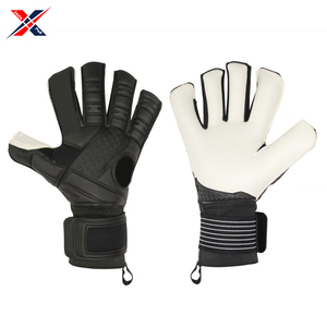 ถุงมือผู้รักษาประตูสำหรับฝึกซ้อมและแข่งขันวัน - Product Image 2