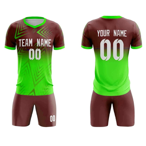 Ensemble de tenue de football vert fluo pour le sport en gros, qualité durable - Product Image 6