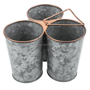 Couverts 3 pots en métal et fer galvanisé avec bord et poignée en cuivre imprimés à la main et personnalisés pour la décoration de la maison - Product Image 1