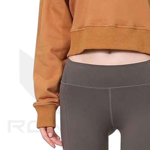 Crop top femme streetwear en promotion, fabriqué en coton 100% de haute qualité, prix raisonnable. - Product Image 6