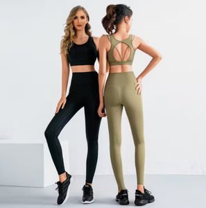 Vêtements de sport Pilates de haute qualité, respirants, pour la gym et le fitness, ensemble de yoga avec hauts et bas à taille haute croisée - Product Image 4